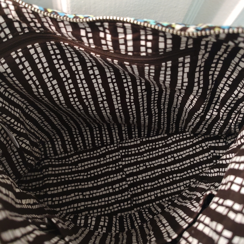 Vera Bradley Hobo Bag - Rainforest Pattern - Picture 9 of 10